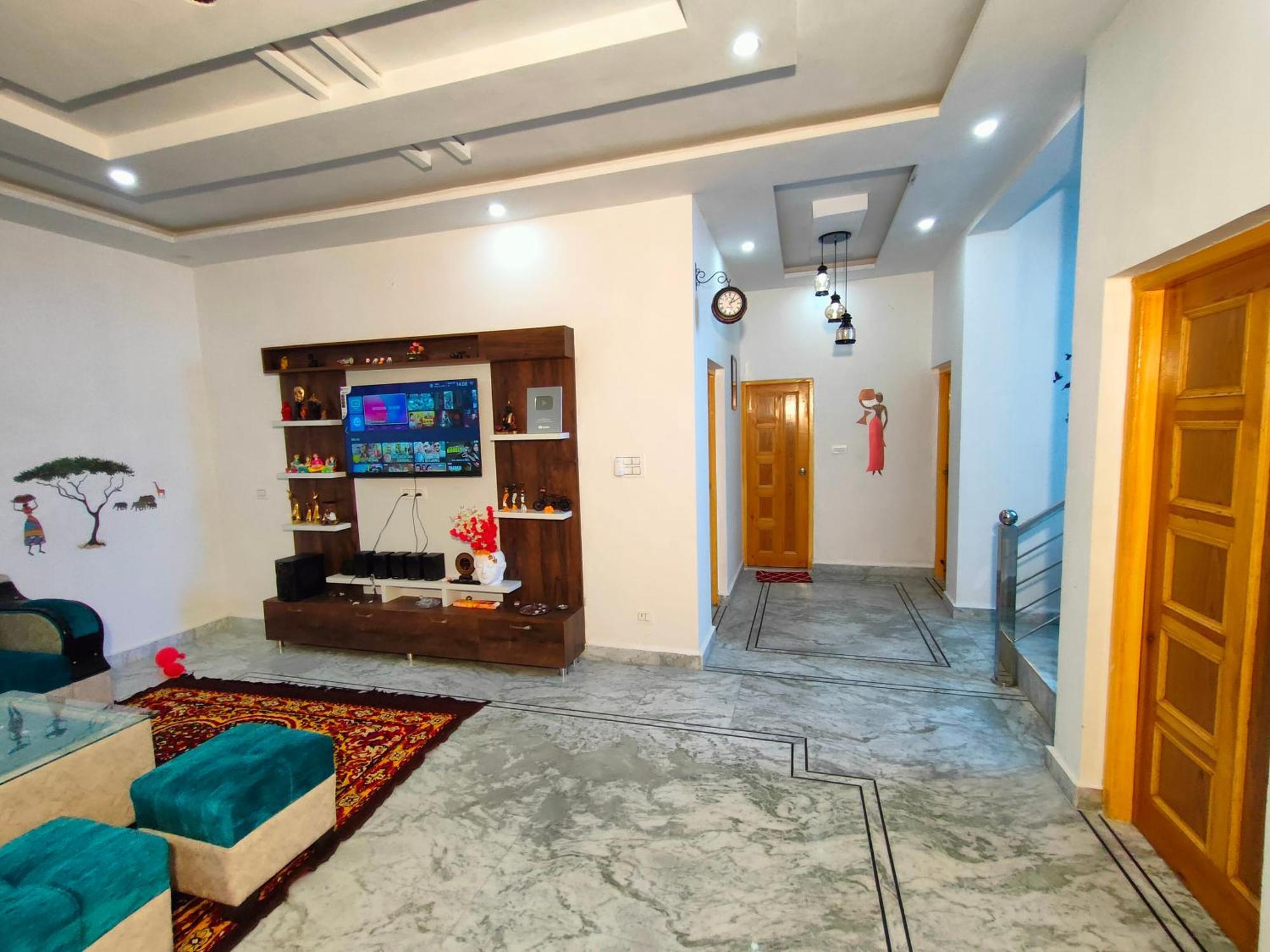 Travelodge Homestay Bīr Eksteriør bilde