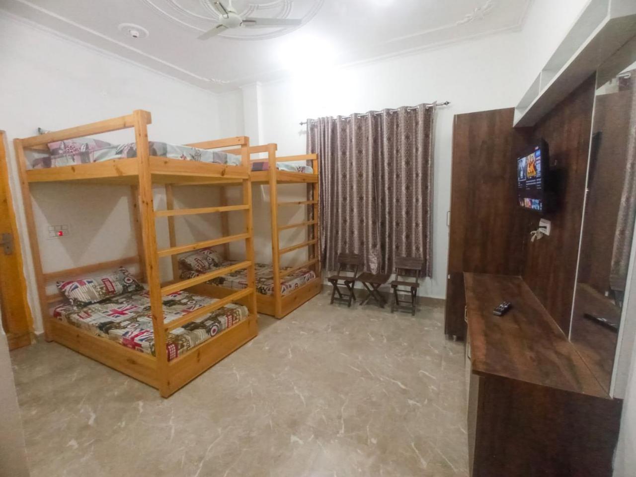 Travelodge Homestay Bīr Eksteriør bilde