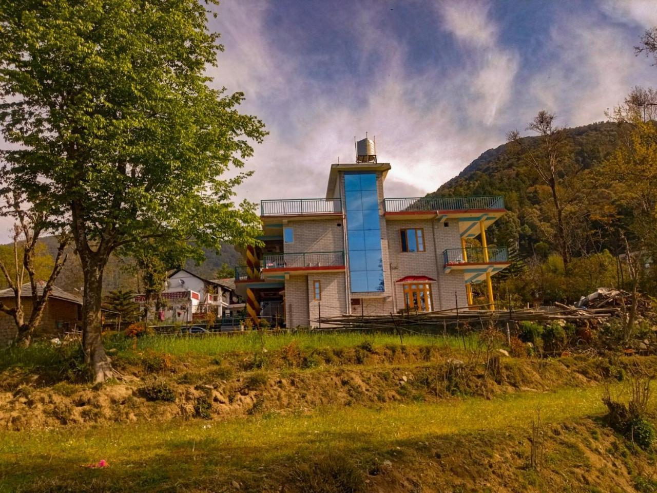 Travelodge Homestay Bīr Eksteriør bilde